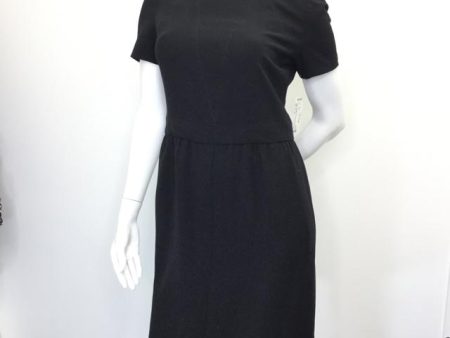 Women s Chanel Square Neck Dress. Size 40 For Sale