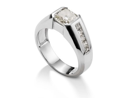 Custom Diamond Set Platinum Ring Online Hot Sale