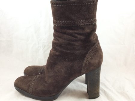 Sergio Rossi Suede Heeled Booties. Size 37 Online Hot Sale