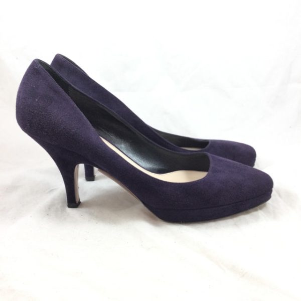 Prada Suede Pumps. Size 40 Supply